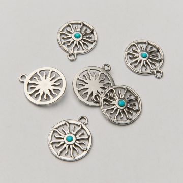 Zawieszka ze stali chirurgicznej słońce z turkusem w kolorze srebrnym 18mm