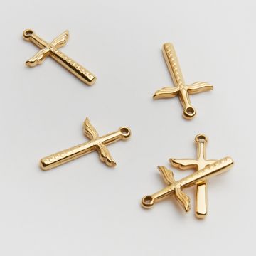 Zawieszka ze stali chirurgicznej krzyżyk w kolorze złotym 19mm PVD