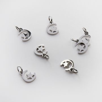 Mini zawieszka ze stali chirurgicznej księżyc z gwiazdką w kolorze srebrnym 8mm