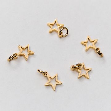 Mini zawieszka ze stali chirurgicznej gwiazdka wycięta w kolorze złotym 7mm PVD
