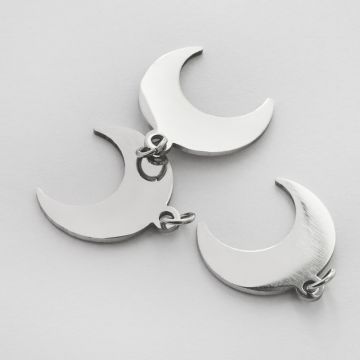 Zawieszka ze stali chirurgicznej róg obfitości w kolorze srebrnym 19mm