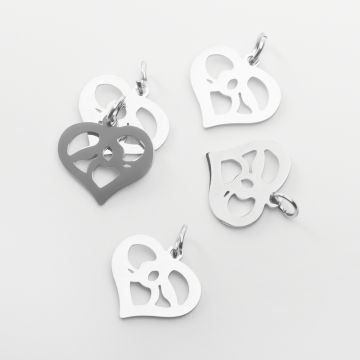 Zawieszka ze stali chirurgicznej serce w kolorze srebrnym 13mm