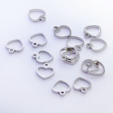 Zawieszka ze stali chirurgicznej serce wycięte w kolorze srebrnym 10mm