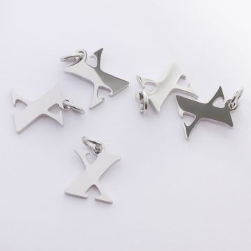 Zawieszka ze stali chirurgicznej literka X w kolorze srebrnym 8mm