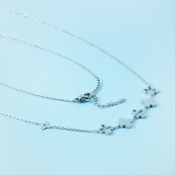 Naszyjnik z mini zawieszkami ze stali chirurgicznej krzyże w kolorze srebrnym 40cm