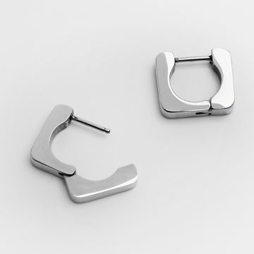 Kolczyki kajdanki ze stali chirurgicznej kwadraty w kolorze srebrnym 18mm