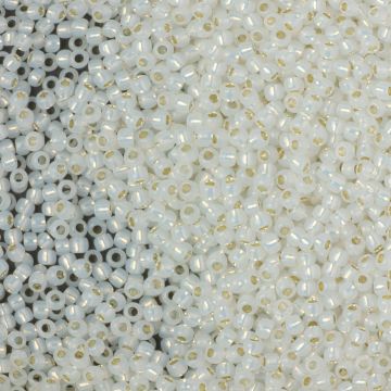 Koraliki TOHO Round Silver-Lined Milky White 11/0