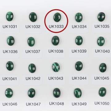 Malachit naturalny kaboszon owal 10mm