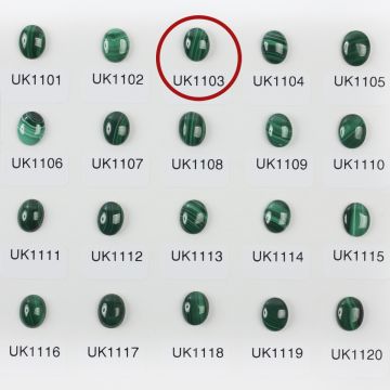 Malachit naturalny kaboszon owal 10mm