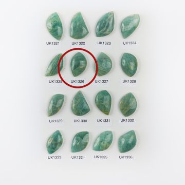 Amazonit kaboszon nieregularny 29mm Amazonit kaboszon nieregularny 29mm