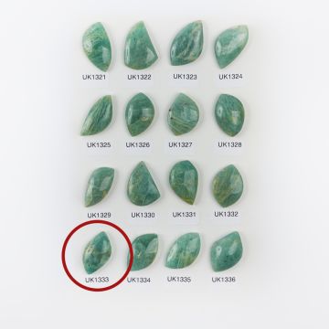 Amazonit kaboszon nieregularny 30mm Amazonit kaboszon nieregularny 30mm