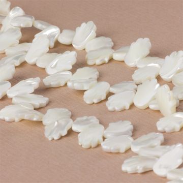 Masa perłowa biała srebrzysta rączka 16x11mm Masa perłowa biała srebrzysta rączka 16x11mm