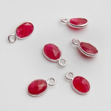 Srebrna zawieszka rubin fasetowany owal w okuciu AG925 6,5x5mm
