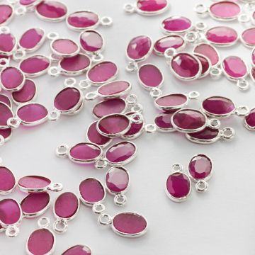 Rubin naturalny owal w srebrnym okuciu AG925 6mm