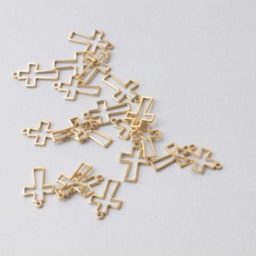 Srebrna zawieszka krzyżyk AG925 pozłacany 18mm