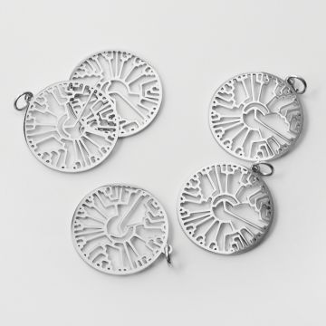 Zawieszka ze stali chirurgicznej koło azteckie do naszyjników w kolorze srebrnym 22mm