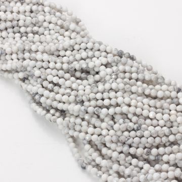 Howlit biały kulki fasetowane 4mm