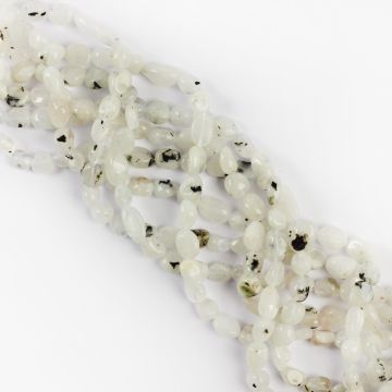 Kamień księżycowy bryłka nieregularna 4x10mm