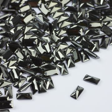 Cyrkonia bagieta fasetowana z dziurką jet 3x6mm