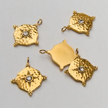 Zawieszka ze stali chirurgicznej ozdobna z białą cyrkonią w kolorze złotym 20mm PVD Zawieszka ze stali chirurgicznej ozdobna z białą cyrkonią w kolorze złotym 20mm PVD