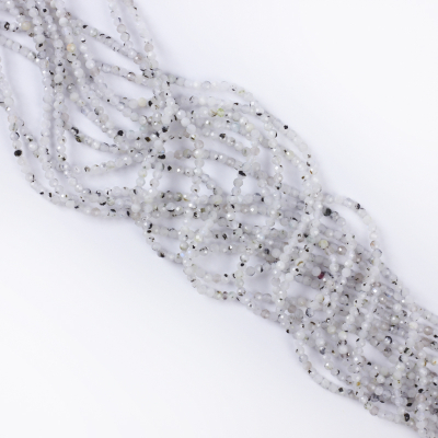 Kamień księżycowy z czarnym turmalinem kulka fasetowana 2mm