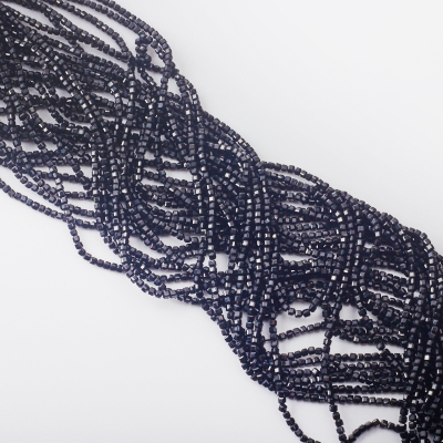 Czarny turmalin kostka fasetowana 2mm