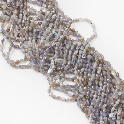 Labradoryt bryłka nieregularna 3x6mm