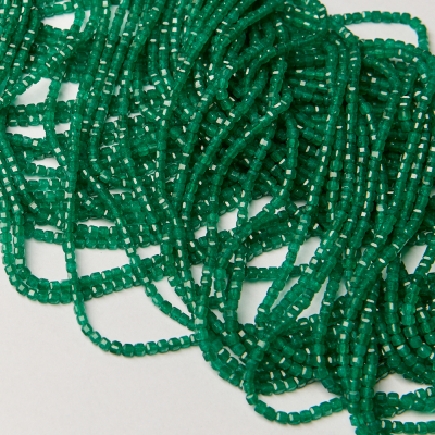 Jadeit zielony kostka fasetowana 2,5x2,5mm