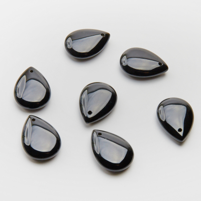 Onyks łezka gładka zawieszka 25x18mm