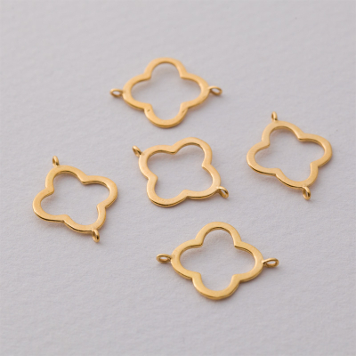 Rozgałęźnik kwiatek wycięty AG925 pozłacany 18x14mm