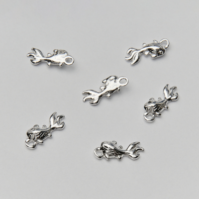 Srebrna zawieszka złota rybka AG925 14mm
