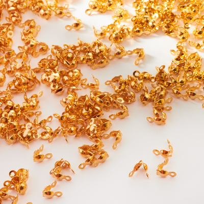 Łapaczki dziewczynki ze stali szlachetnej w kolorze złotym 4mm