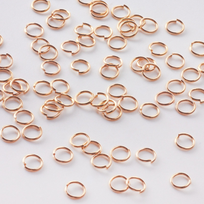 Kółeczka zaciskowe ze stali szlachetnej w kolorze złotym 6x0,8mm PVD