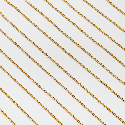 Łańcuszek owal nacinany ze stali szlachetnej w kolorze złotym 3x2,4mm