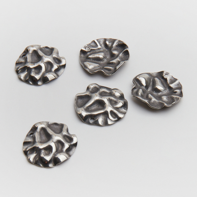 Zawieszka ze stali gniecione kółko 18mm