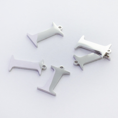 Zawieszka ze stali literka I 14,1mm