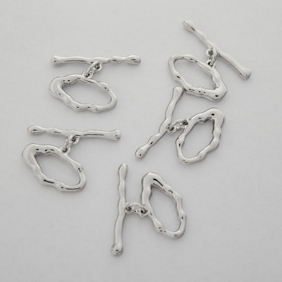 Zapięcie nieregularny owal z patyczkiem do naszyjników z mosiądzu w kolorze srebrnym 11x18,5mm