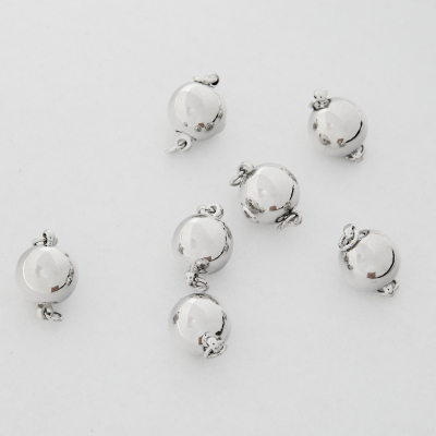 Zapięcie szufladkowe w kształcie kulki z mosiądzu w kolorze srebrnym 12,5x9mm