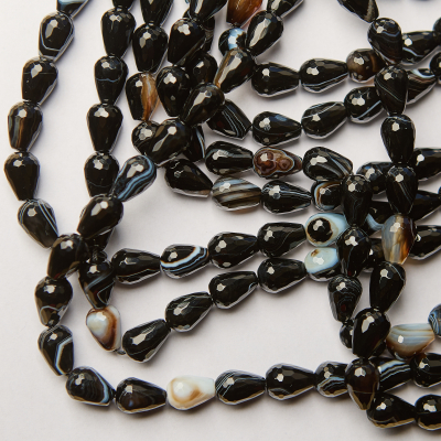 Czarny agat łezka fasetowana 10x14mm