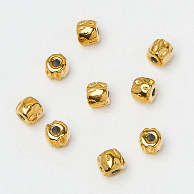 Koralik ze stali oponka gnieciona 5x6mm PVD