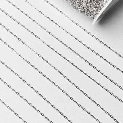 Łańcuch płaski owal wyciągnięty ze stali 1,5x3mm