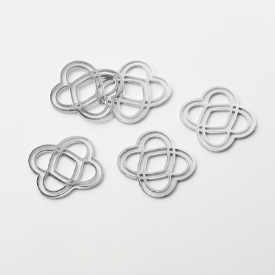 Zawieszka ze stali szlachetnej dwa serca do naszyjników w kolorze srebrnym 21,5x20mm